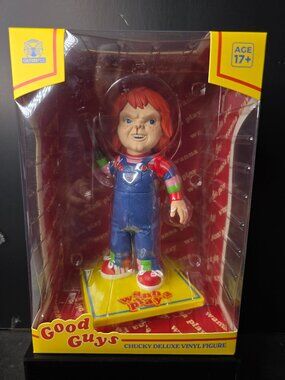 Good Guys Chucky Deluxe Vinyl Figure CultureFly Child's Play Collectible NEW